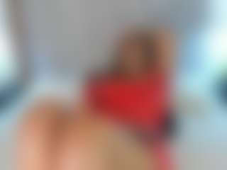Live cam show with Milf Mia - Ebony Big Tits on Camsoda