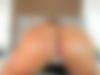 Milf Mia's Live Sex Cam Show