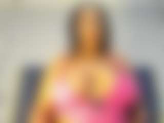 Live cam show with Milf Mia - Ebony on Camsoda | colombia