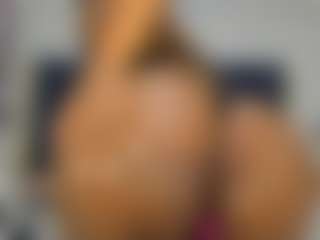 Live cam show with Milf Mia - Ebony on Camsoda | colombia