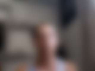Live cam show with brenda89 - Smoking on luckytryst.com