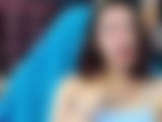 Live cam show with Iris - Tiny Tits on Uber Horny
