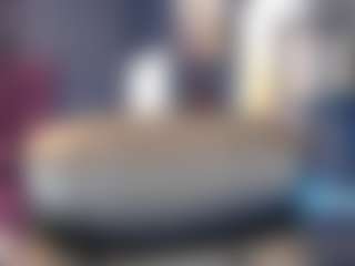 Live cam show with Iris - Average on eurowanks.com