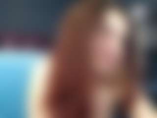 Live cam show with Iris - Nora on Camsoda