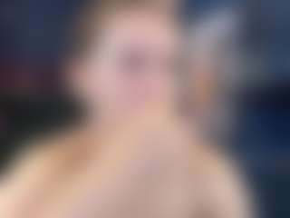 Live cam show with Iris - Hairy Pussy on Camsoda