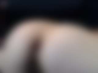Iris's Live Sex Cam Show