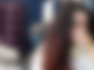 Show live cam dengan Iris - Nora di Camsoda
