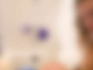 MadisonXXX's Live Sex Cam Show
