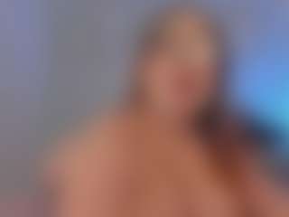 Live cam show with ALLASKA - Plug on SpunkLive