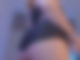 Live cam show with ALLASKA - Plug on fapnchat