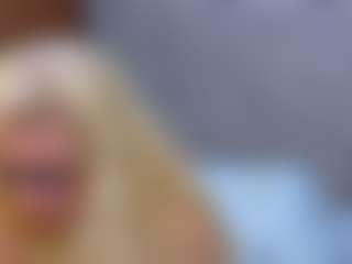 Cuteblondeme's Live Sex Cam Show