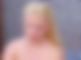 Cuteblondeme's Live Sex Cam Show