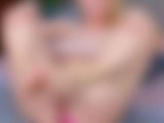 Cuteblondeme's Live Sex Cam Show
