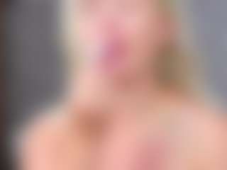 Cuteblondeme's Live Sex Cam Show