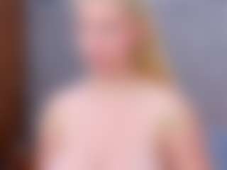 Cuteblondeme's Live Sex Cam Show