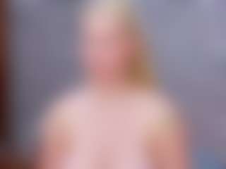 Cuteblondeme's Live Sex Cam Show