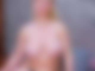 Cuteblondeme's Live Sex Cam Show