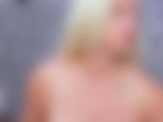 Cuteblondeme's Live Sex Cam Show