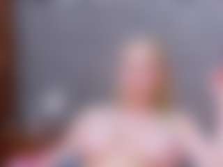 Cuteblondeme's Live Sex Cam Show