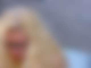 Cuteblondeme's Live Sex Cam Show