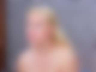 Cuteblondeme's Live Sex Cam Show