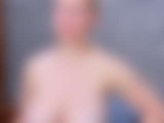 Cuteblondeme's Live Sex Cam Show