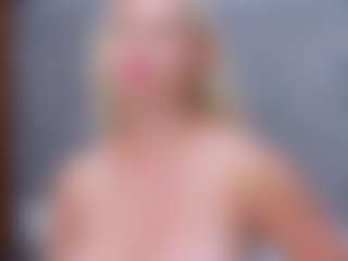 Cuteblondeme's Live Sex Cam Show