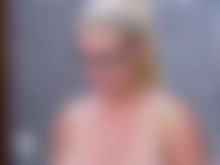 Cuteblondeme's Live Sex Cam Show