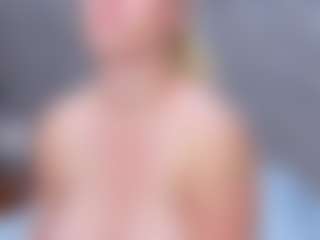 Cuteblondeme's Live Sex Cam Show