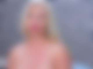 Cuteblondeme's Live Sex Cam Show