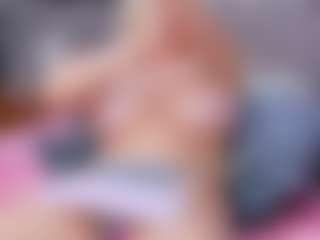 Cuteblondeme's Live Sex Cam Show