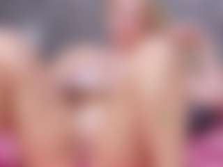 Cuteblondeme's Live Sex Cam Show