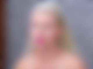 Cuteblondeme's Live Sex Cam Show