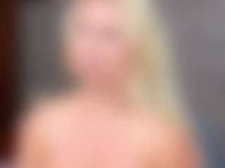 Cuteblondeme's Live Sex Cam Show