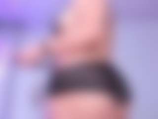 sara-rouge's Live Sex Cam Show
