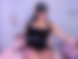 sara-rouge's Live Sex Cam Show