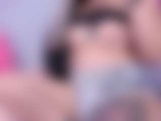 sara-rouge's Live Sex Cam Show