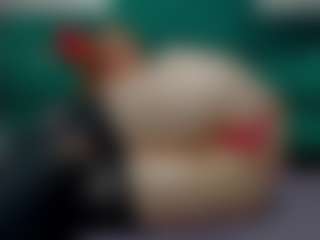 emilianna666's Live Sex Cam Show