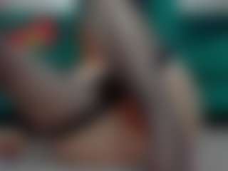 emilianna666's Live Sex Cam Show