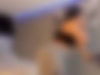 Live cam show with ZOE - Riding on Camsoda