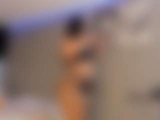ZOE's Live Sex Cam Show