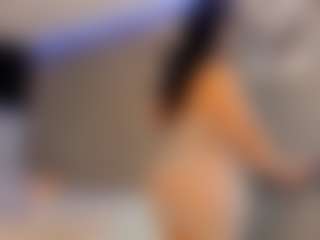Live cam show with ZOE - Privateshow on intimatelivegirls.com