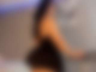 Live cam show with ZOE - Twerking on xfollow cams