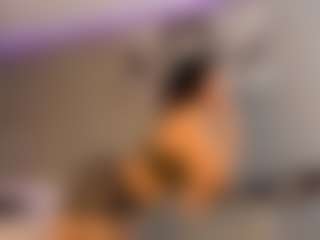 Live cam show with ZOE - Culo on galaxygirlnitro.com