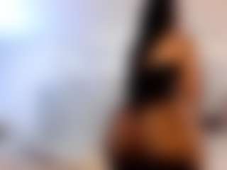 Live cam show with ZOE - Culo on xplaylive.com