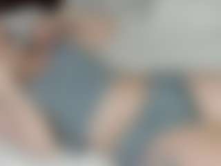 aprilquinn's Live Sex Cam Show