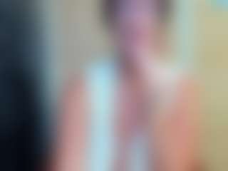 Live cam show with curvyjules - Green Eyes on Fling VIP Chat