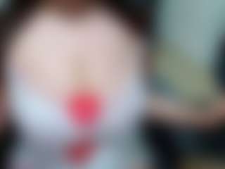 Live cam show with suecute - Thick on CamClone