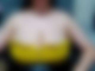 Spettacolo in cam dal vivo con suecute - Office su Camsoda