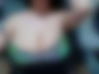 Live cam show with suecute - Thick on liverealitysex.com